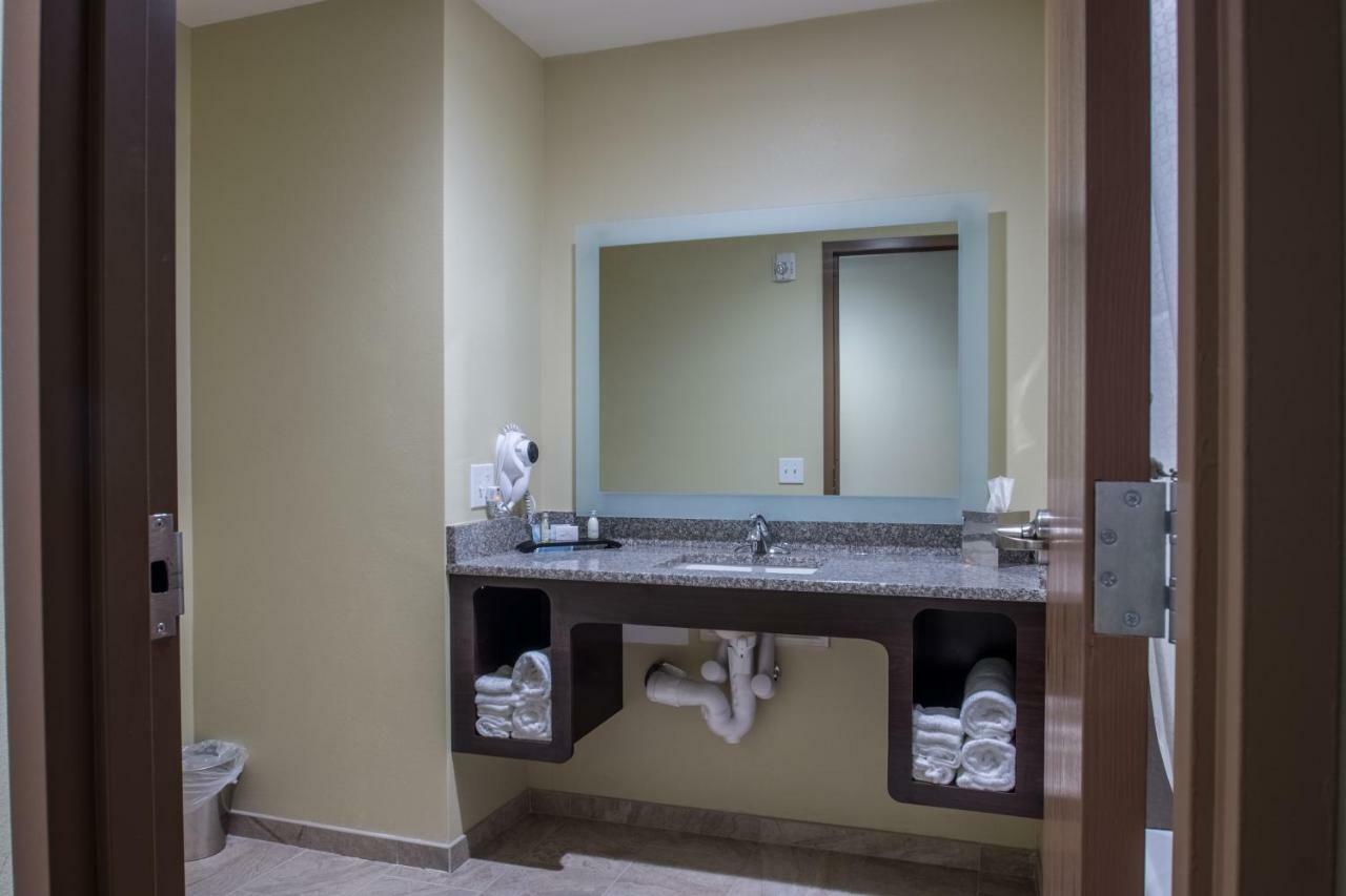 Cobblestone Inn & Suites - St Marys St. Marys Dış mekan fotoğraf